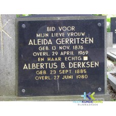 Grafstenen kerkhof Herwen Coll. HKR (278) A.Gerritsen & A.B.Derksen